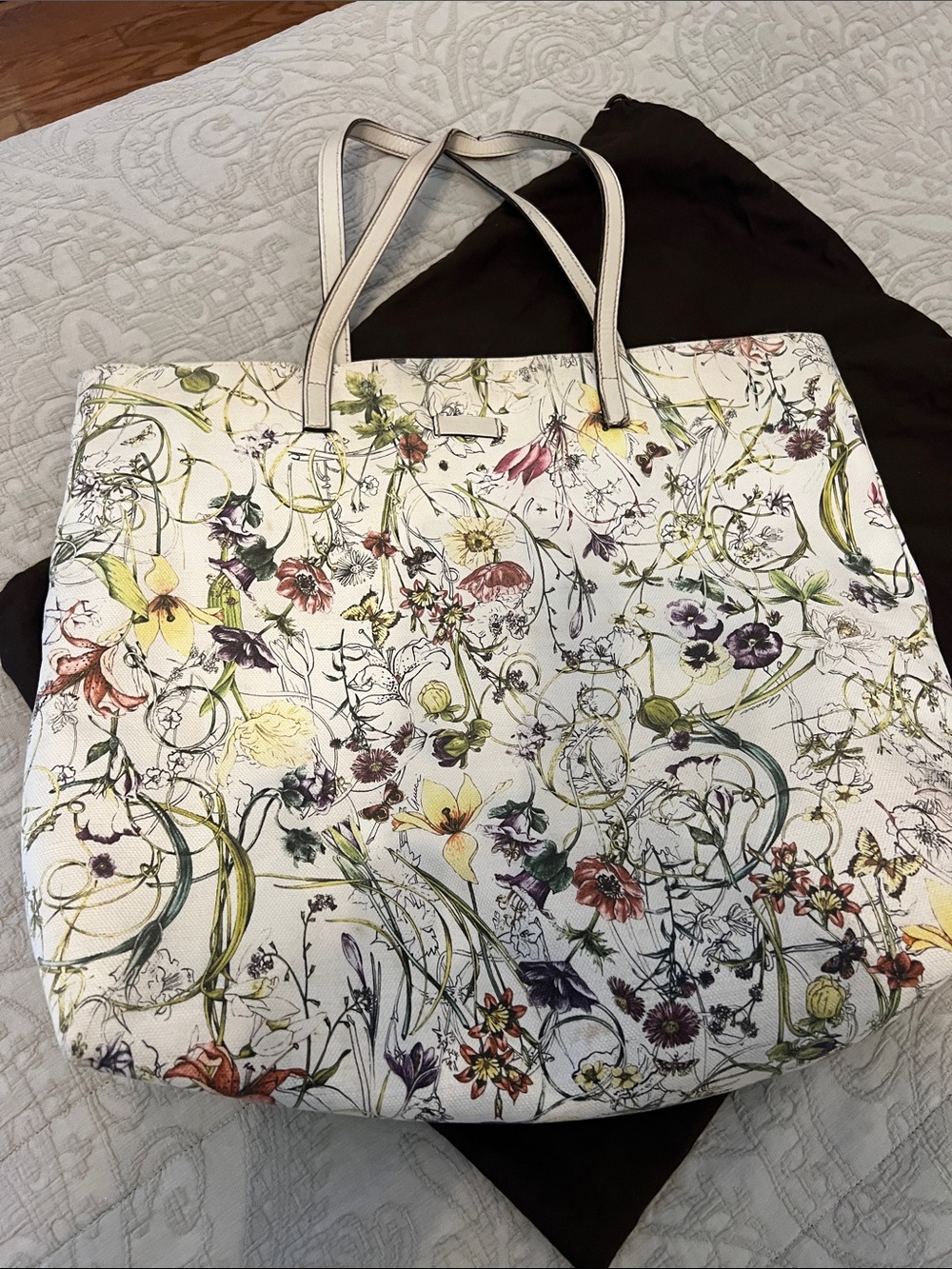 Gucci White Floral Print Tote with Dual Top Handles